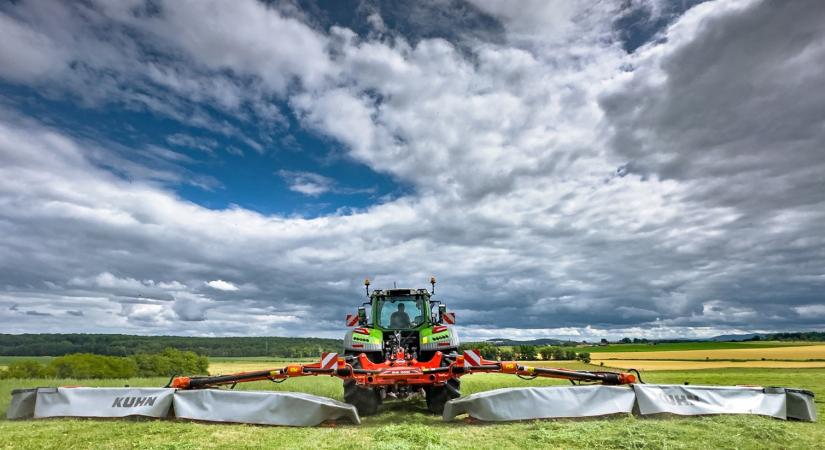 Innováció a szántóföldeken: bemutatkoznak a KUHN újdonságai