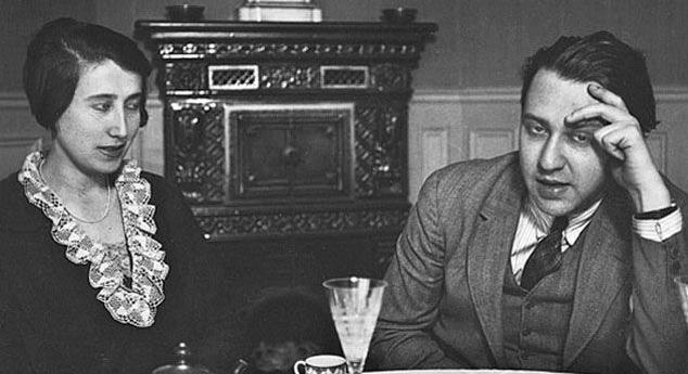 A Márai-házaspár útja Párizsba