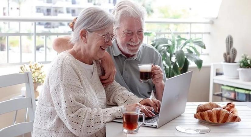 Rendkívüli változás jön a nyugdíjaknál – nem véletlenül utalnak most máskor