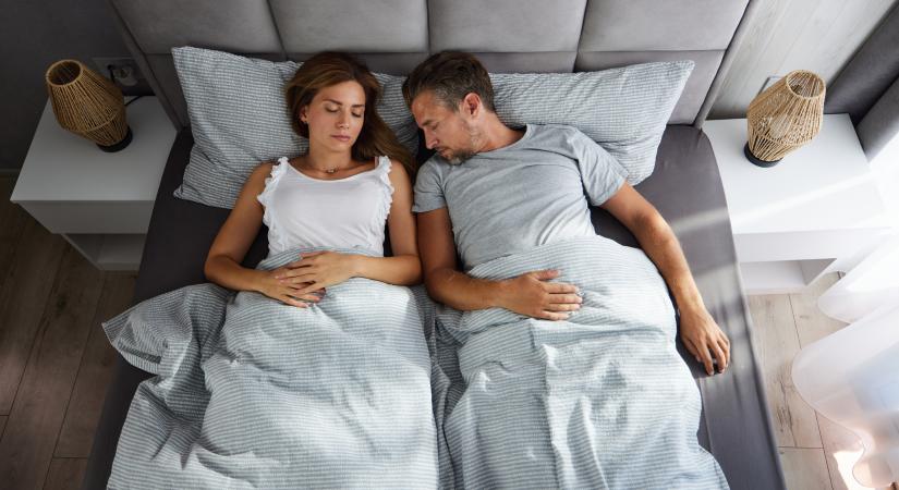 Tényleg több alvásra van szükségük a nőknek? Ezt mondja a tudomány