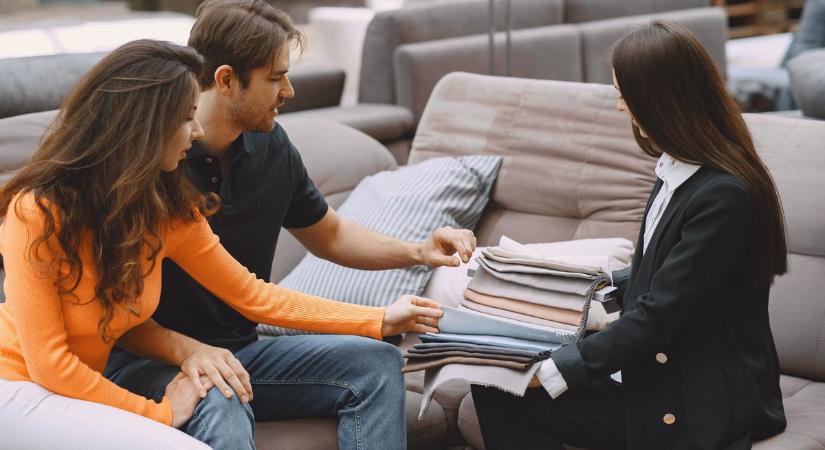 Tízezer fős magyar kisvárosban épít új gyárat az európai multi: megmondták, mikor indul a toborzás - még csak tapasztalat sem kell