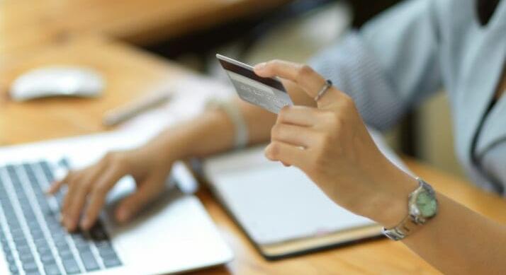 Fontos határidő közeledik az online fizetéseknél – A Simple kivezeti a Classic verziót