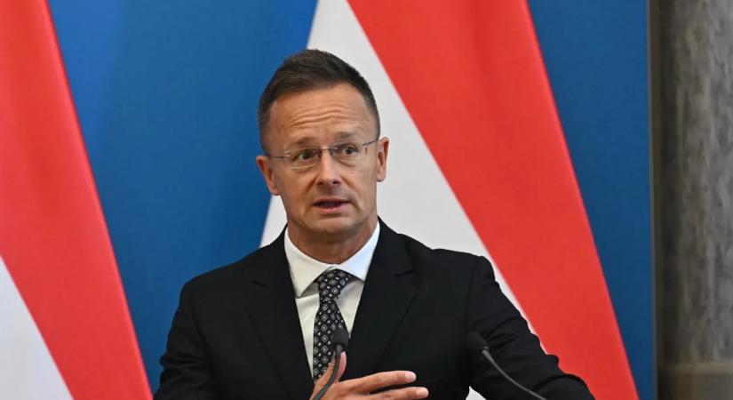 Szijjártó Péter bejelentést tesz a Putyin-Orbán találkozóról