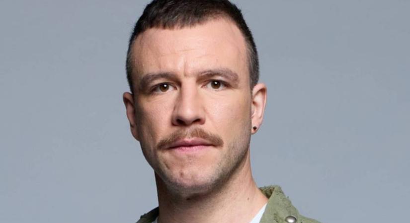 „Szégyen vagy": Molnár Áron magából kikelve üvöltött az X-Faktor sztárjával a Csillag Születikben