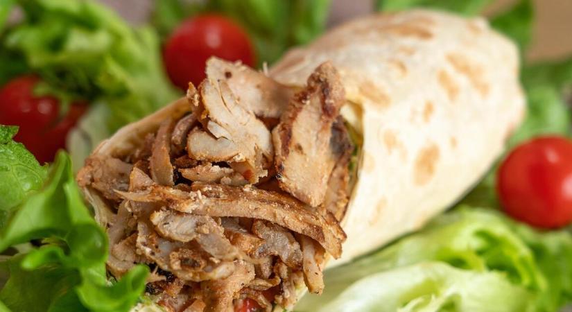 Soha többé nem eszik gyrost, ha meglátja, mit találtak az országos razzián