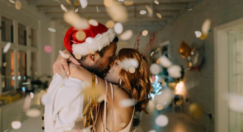 Miért csókolózunk szilveszterkor? Hagyomány vagy valami más?