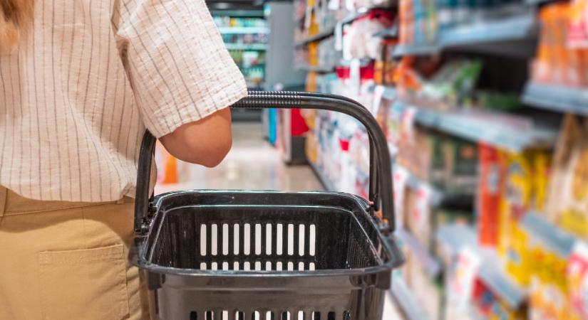 Termékvisszahívás: Agyhártyagyulladást is okozhat a halban talált baktérium