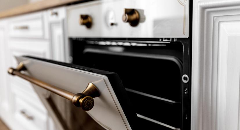 Gáz vagy elektromos sütő? Kiderült, melyiket érdemes választani 2025-ben