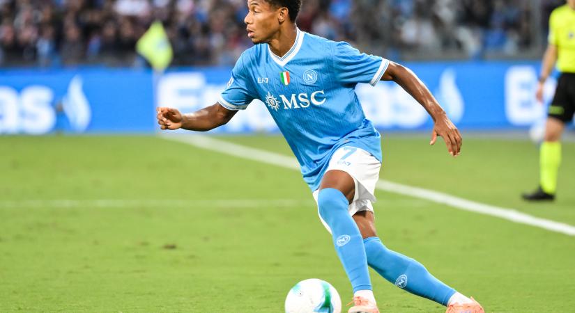 A Napoli legyőzte a Romát, a Milan visszavette a vezetést a Serie A-ban