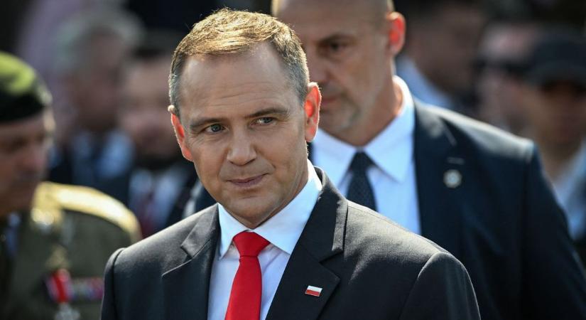 Kiborultak a lengyelek az elnök Orbán Viktorral szembeni pitiáner bosszúja miatt