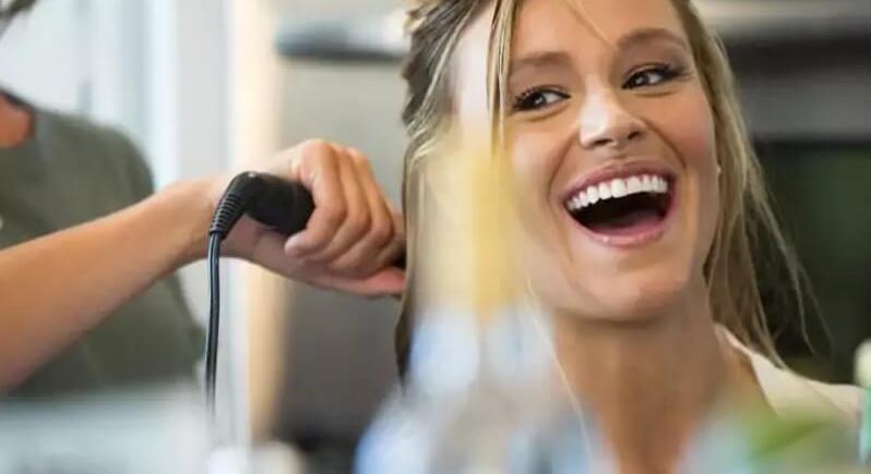 Hullámos, egyenes, göndör – hajformázás hő nélkül? Lehetséges!