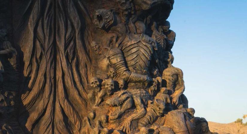 A The Game Awards szervezői kidobtak egy furcsa szobrot a semmi közepére, beindult a találgatás, hogy vajon milyen játékra céloznak ezzel