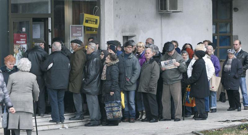 Megkezdődött a novemberi nyugdíjak folyósítása