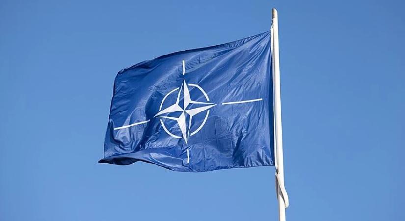 Keményebb fellépést fontolgat a NATO az orosz hibrid támadások ellen