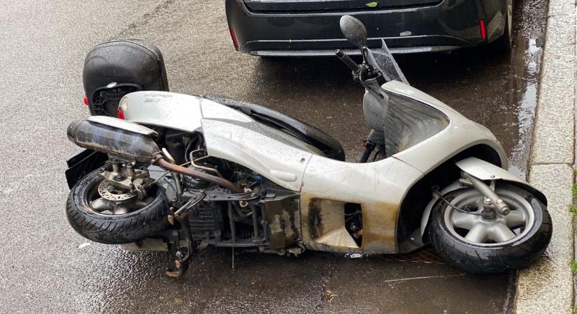 Autóval ütközött egy motoros Szolnokon, kiderült, mi vezetett a balesethez