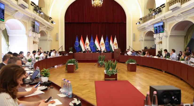 A Tisza nem támogatja Karácsony előterjesztését, amit a rendkívüli közgyűlésre nyújtott be