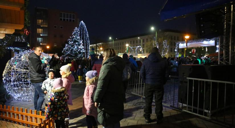 Meggyújtottuk a hit gyertyáját (galéria)