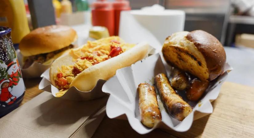 A korlátlan fogyasztós karácsonyi vásár, amivel magyarok törtek be a bécsi piacra