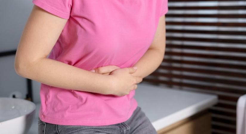 Ettől az italtól megszűnik a gyomorégés és a savtúltengés: egy korty is elég belőle naponta