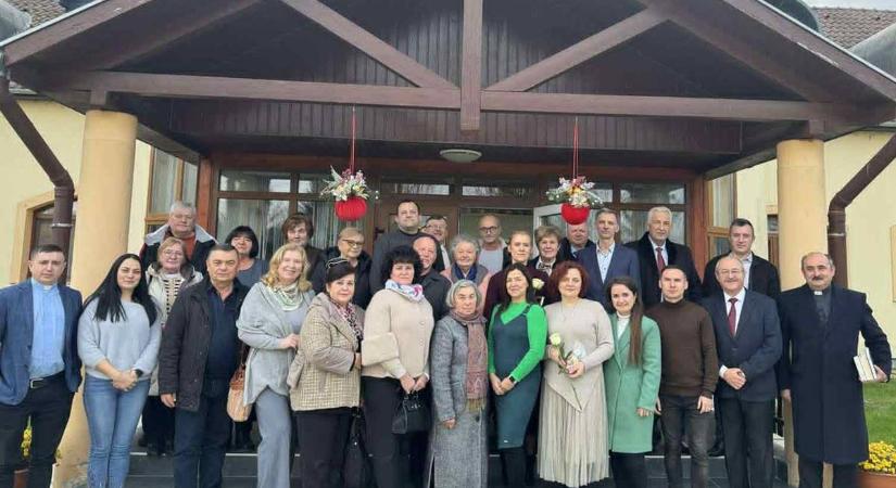 Keresztény orvosok találkozója Nagydobronyban - „Tiéd az ország, a hatalom és a dicsőség”