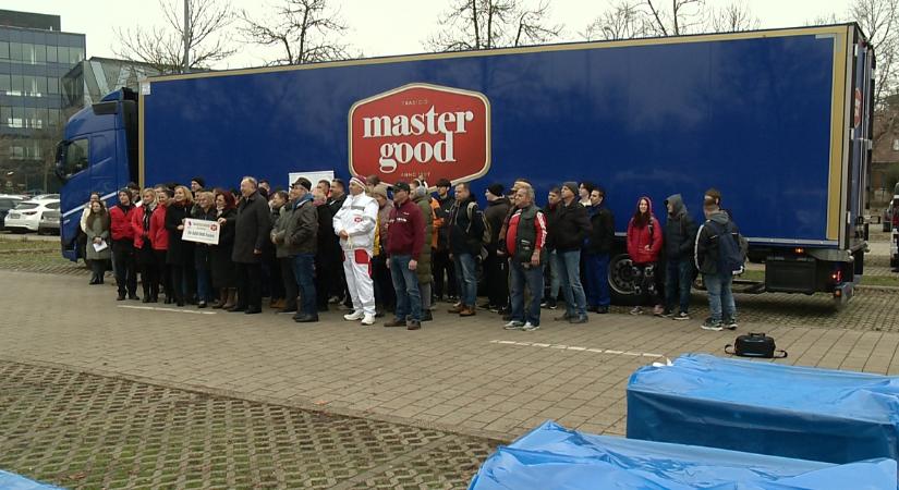Húszmillió forint értékben ajánlott fel élelmiszert rászorulók számára a Master Good cégcsoport