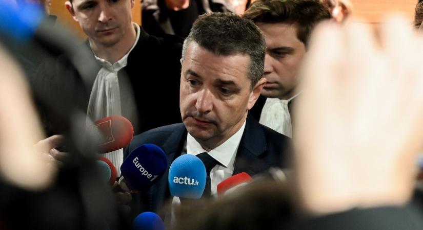 Titkos szexvideót csináltatott egy francia polgármester a saját helyetteséről, ráadásul a másik helyettese segített neki, börtön lett a vége