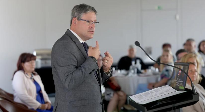 Kósa Ádám maradt a Siketek Nemzetközi Sportbizottságának elnöke