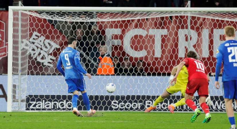 A magyar vb-álmokat összetörő ír csatár csúnyán megégette magát a panenkás büntetővel