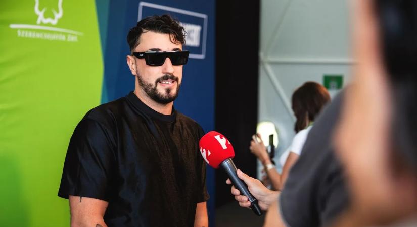 „Figyelj oda a gyerekre b****g” – KKevin újabb kiakadása, most a szülőknek szólt be