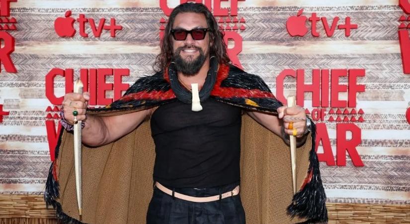 216 milliót csalt ki egy özvegyből a kamu Jason Momoa