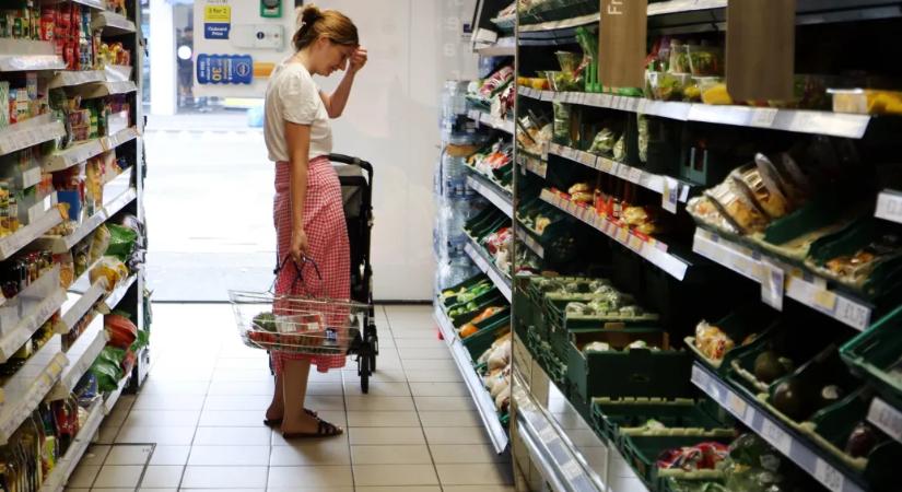 Hétfőtől hideg élelmiszerért is lehet fizetni SZÉP-kártyával