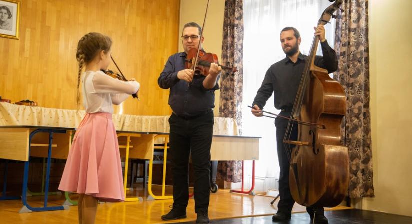 A hagyományápolás napja – Népzenei versenyt rendeztek Kanizsán