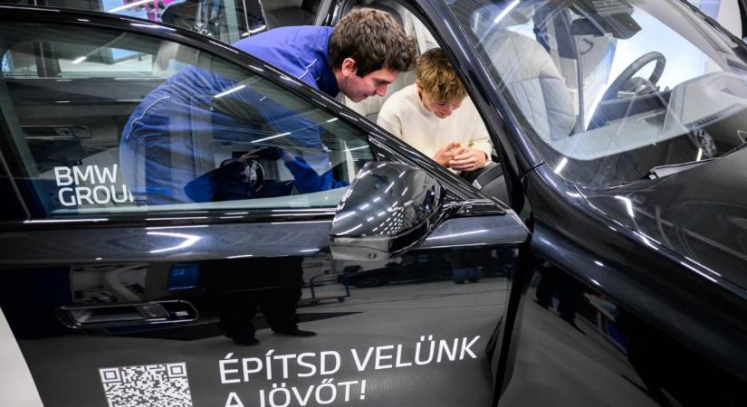 Járműipari Nyílt Napot tartottak a BMW Group Gyár Debrecen Talent Campusán – fotókkal, videóval