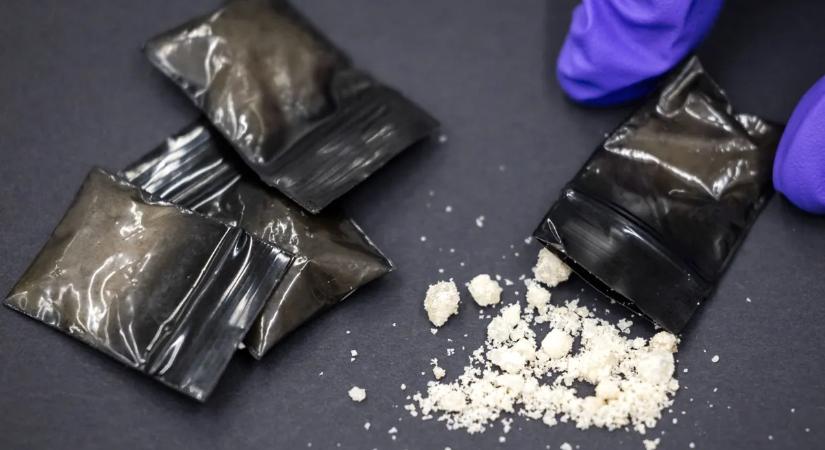 Saját testvérét is bántotta egy drogos férfi