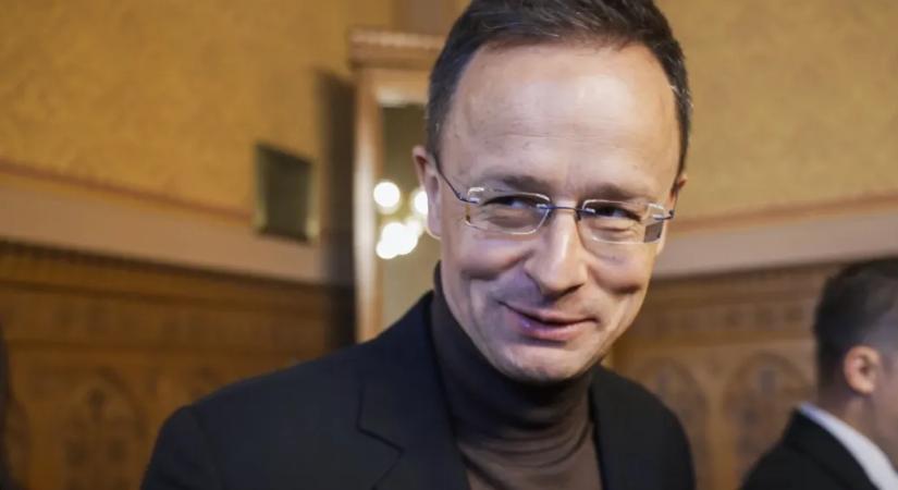 Szijjártó elismerte, hogy orosz energiacégek megvásárlásáról is tárgyaltak Moszkvában