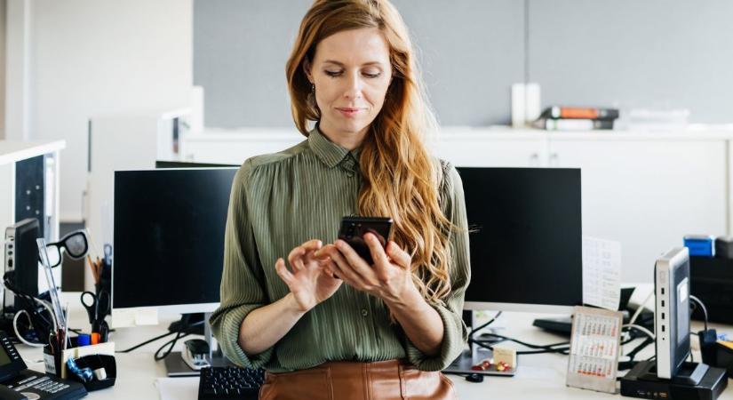 A céges mobil sem a régi… A munkáltató elovashatja a titkosított üzeneteidet is