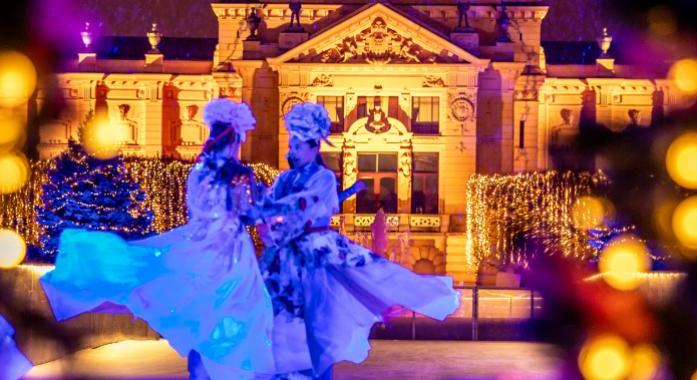 Adventi fények három közeli városban