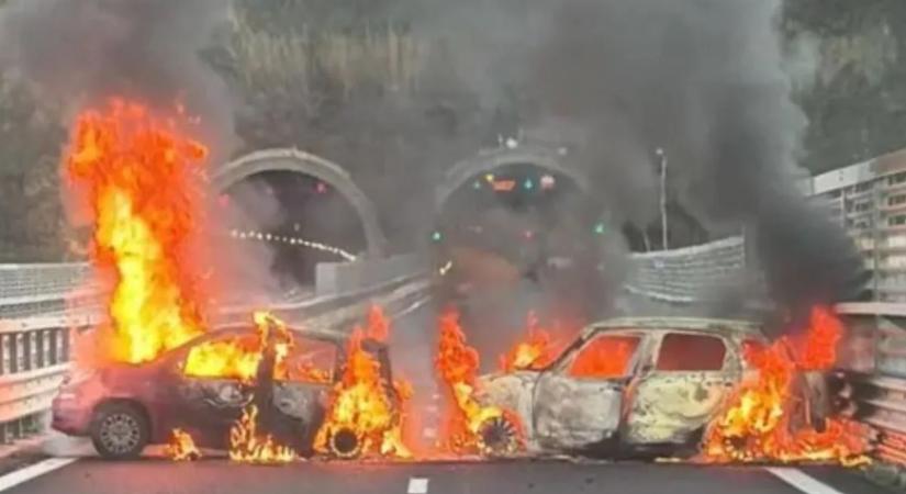 Filmbe illő pénzrablás bénított meg egy autópályát Olaszországban