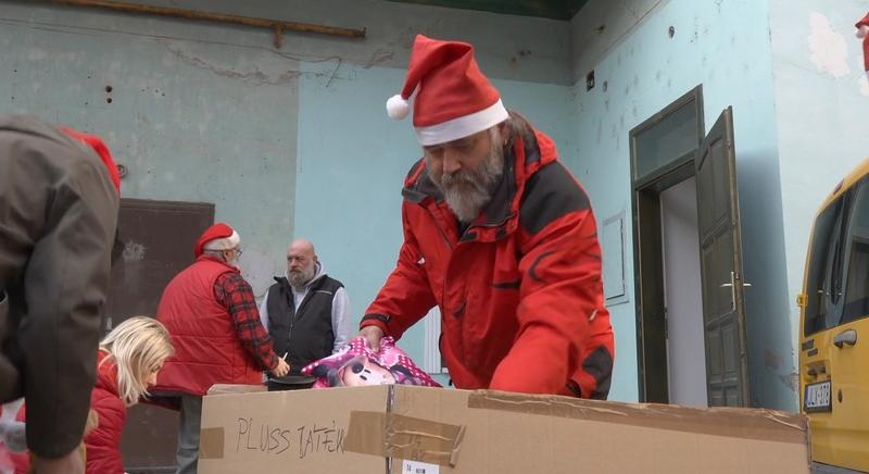 Készülnek az ajándékok