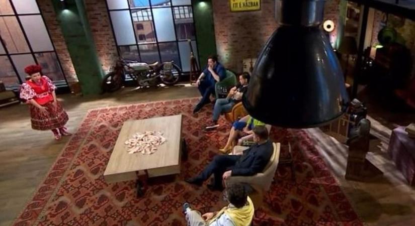 Fejes Tamás beszólt a bácsalmási műkereskedőnek – Molnár Viktor reakciója zseniális