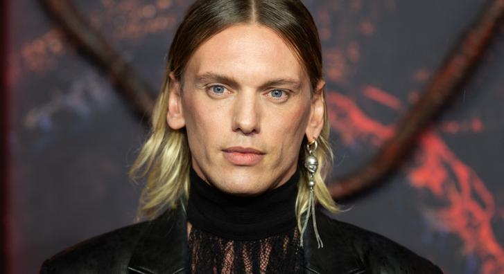 Jamie Campbell Bower hátborzongató dolgokat tapasztalt a Stranger Things forgatásán