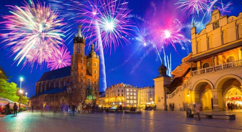 Egyre többen ünnepelnek együtt: nagyszülők, szülők és unokák közös utakon