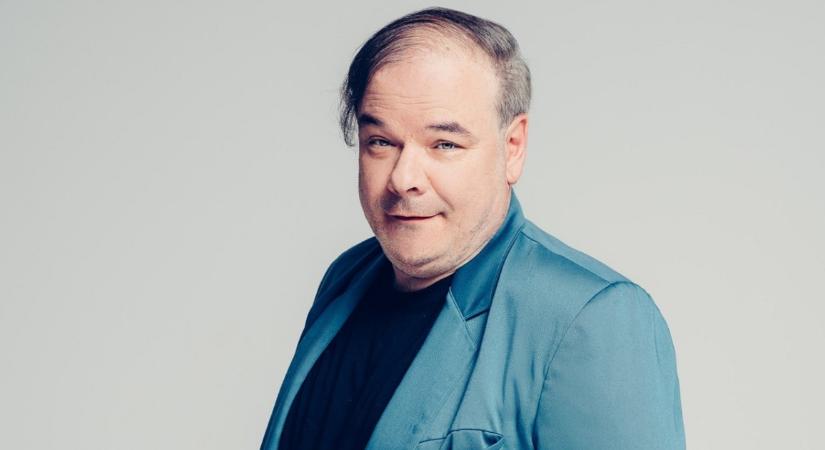 Elhunyt Kálloy Molnár Péter, sokként érte a hír a rajongókat