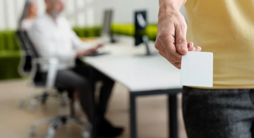 Jelentkezés szavazatszámláló bizottsági tagnak – egységesen a fővárosi önkormányzatnál. Link a cikkben