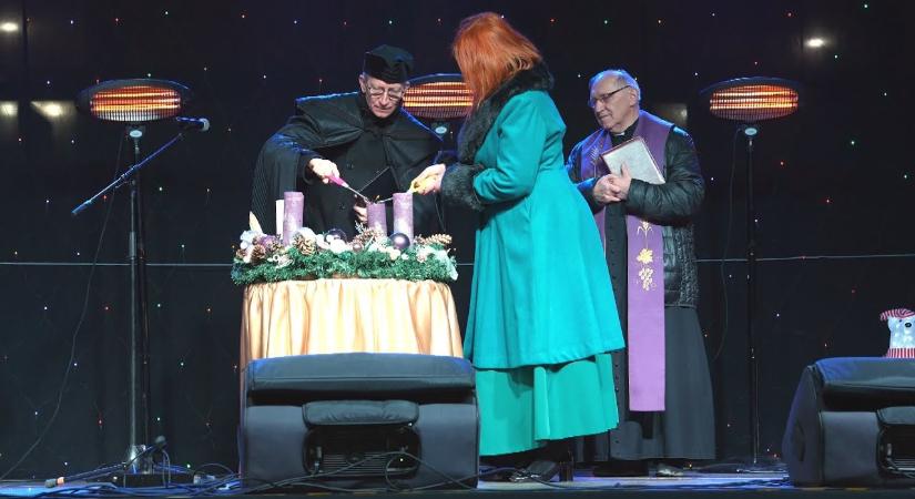 Kezdetét vette a várakozás időszaka