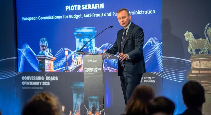A korrupció elleni harc nem ér véget az EU-tagsággal, üzente Budapesten a csalás elleni uniós biztos