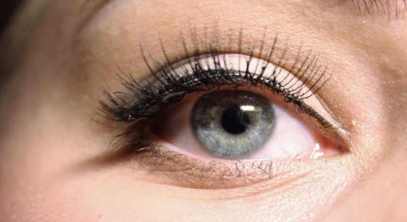 Igéző szempillák – de mit mond róluk a tudomány?