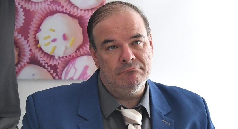 Hét éve rohammentő vitte el Kálloy Molnár Pétert egy előadásról – így nyilatkozott akkor az esetről