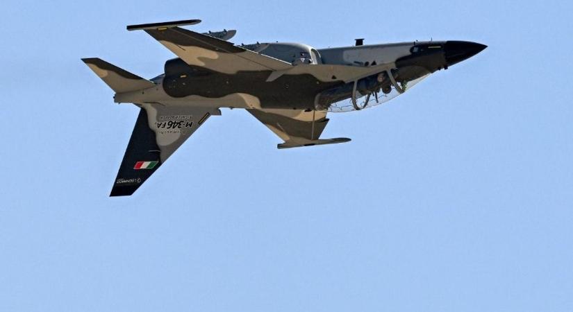 Ausztria hatalmas katonai üzletet kötött: meglepő országtól vásárol harcirepülőket – nem követi a magyarok példáját