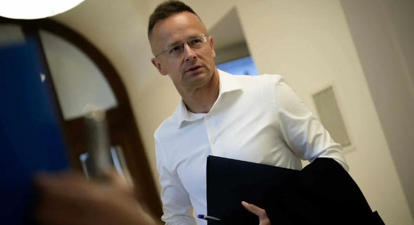 Szijjártó Péter: Az utóbbi évek brüsszeli döntései mind tovább mélyítették a háborús veszélyt